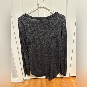 Long sleeve old navy shirt